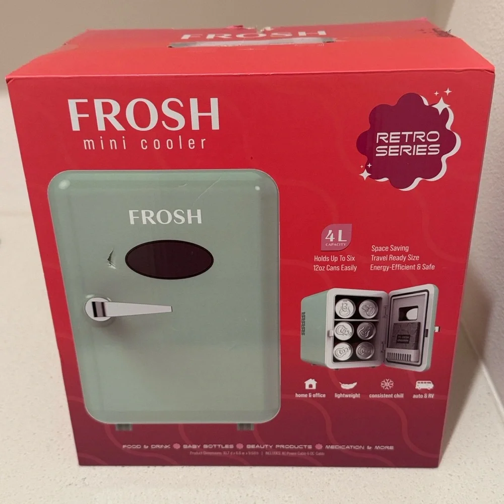 Frosh Retro Series Mini Cooler Fridge - Mint